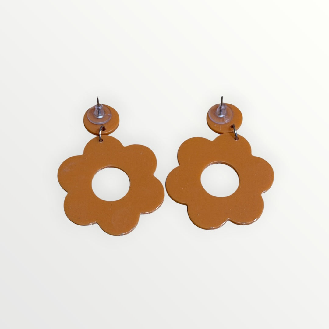 Pastel Orange Peach 1970s-Style Acrylic Flower Drop Earrings
