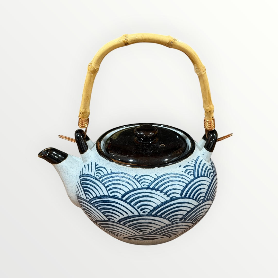 Japanese-Style Ceramic Teapot Traditional Blue and White Seigaiha (Ocean Wave) Pattern with Curved Bamboo Handle 800 ml