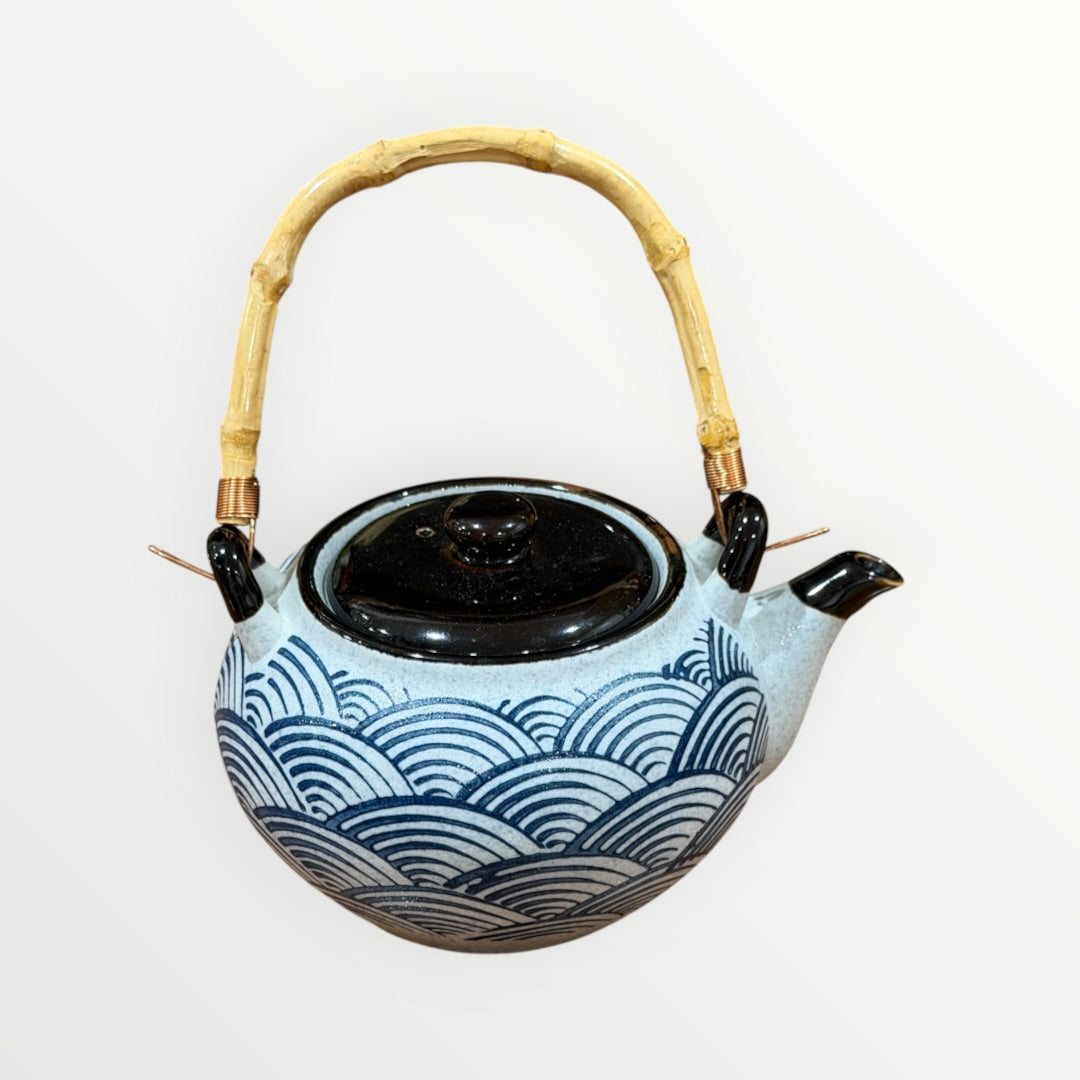 Japanese-Style Ceramic Teapot Traditional Blue and White Seigaiha (Ocean Wave) Pattern with Curved Bamboo Handle 800 ml