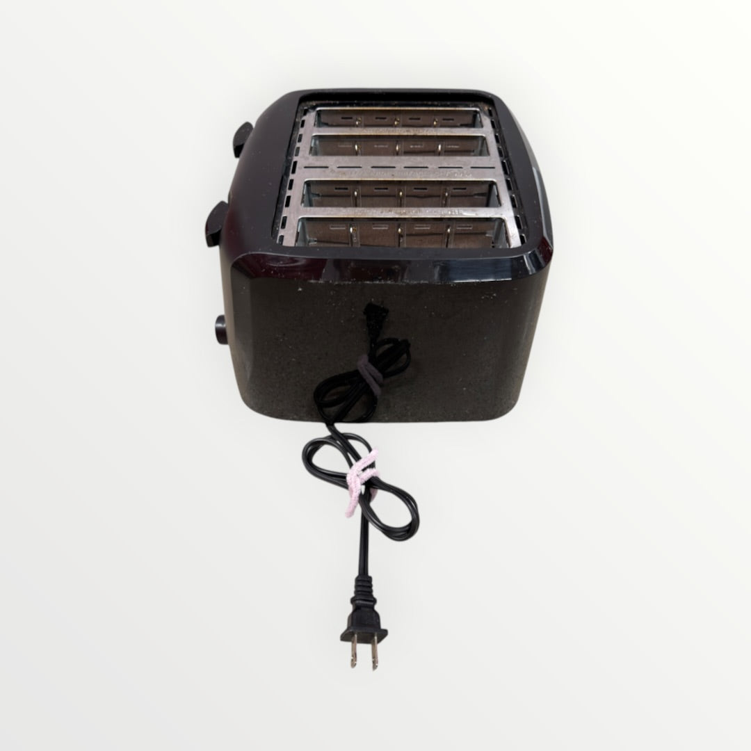 Mainstays 4-Slice Toaster Black with 6 Shade Settings and Removable Crumb Tray