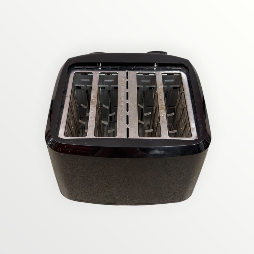 Mainstays 4-Slice Toaster Black with 6 Shade Settings and Removable Crumb Tray