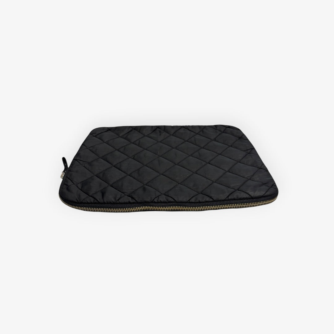 H&M Quilted Laptop Sleeve Black