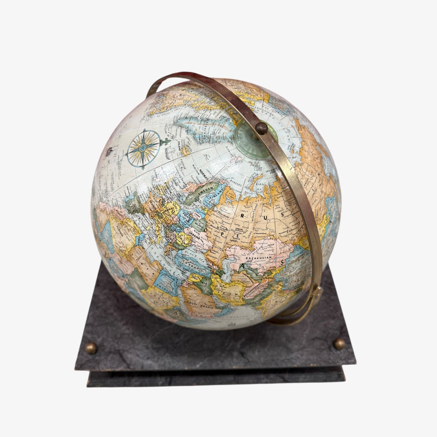 Vintage-style World Globe w/Wooden Stand