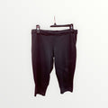 Champion Black Women's Athletic Capri/Cycling Shorts/Leggings - Size M