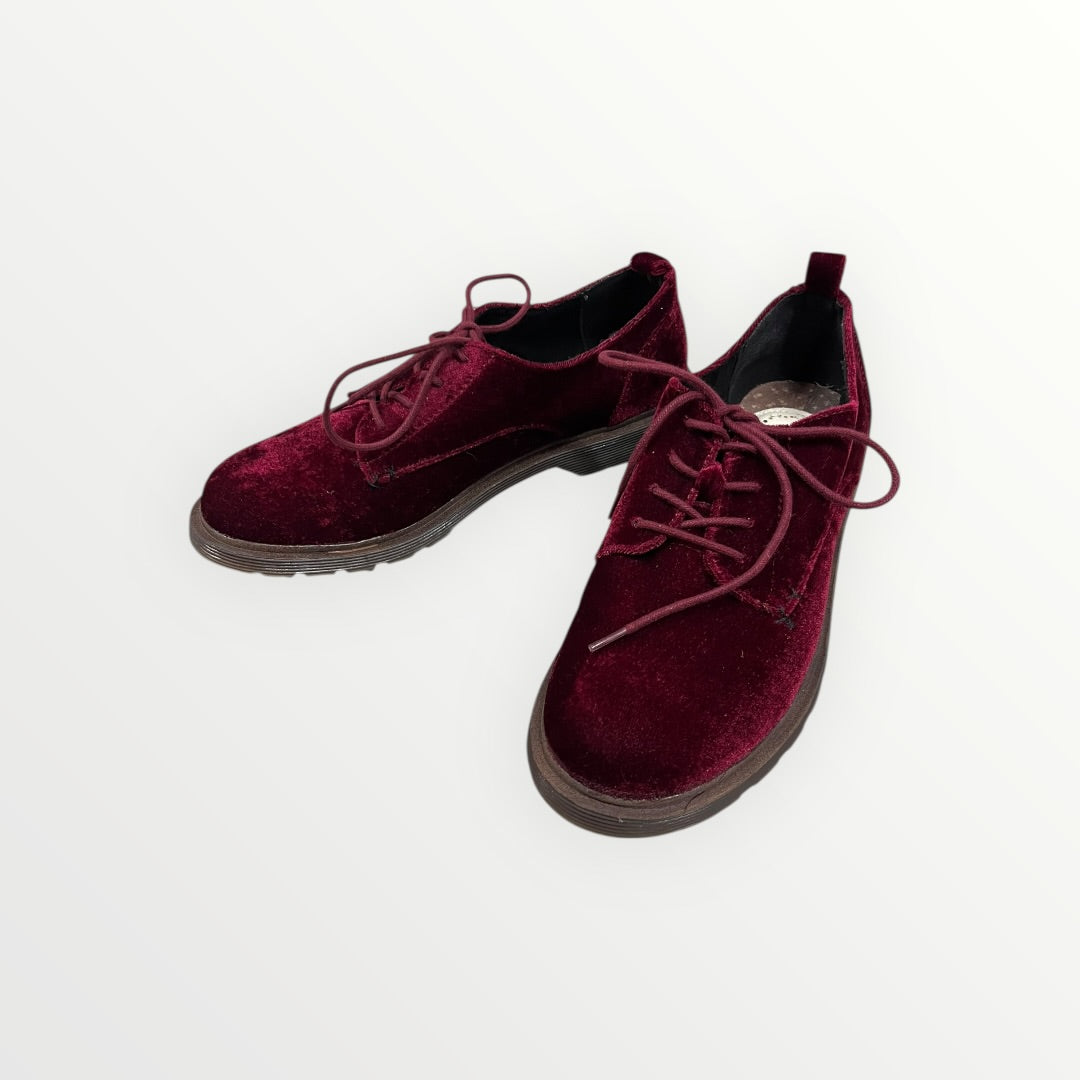 Coolway "Claire" Oxford Shoes in Maroon Velvet Size: 10.5