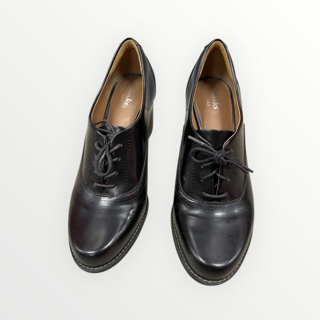 Clarks Tarah Victoria Leather Oxford Pump Size 7