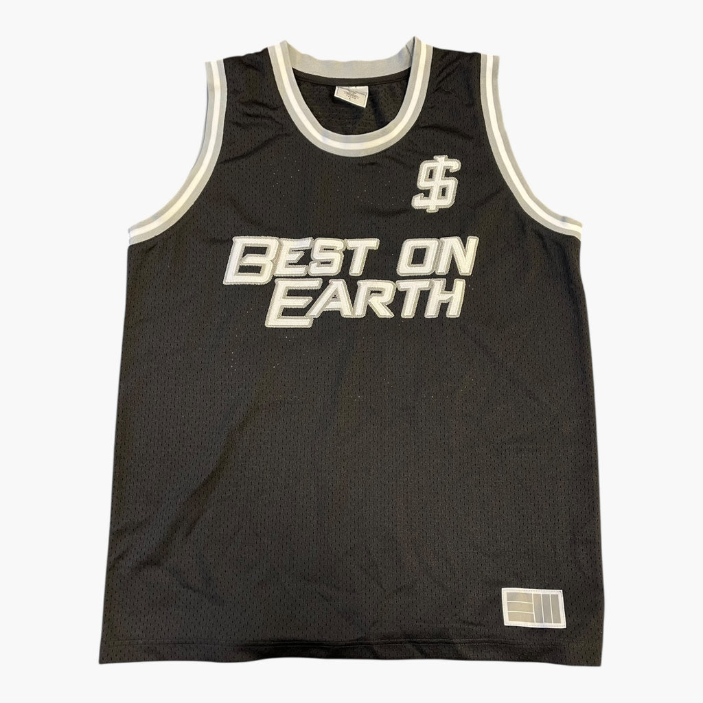 Black Basketball Jersey "Best on Earth" Size: L