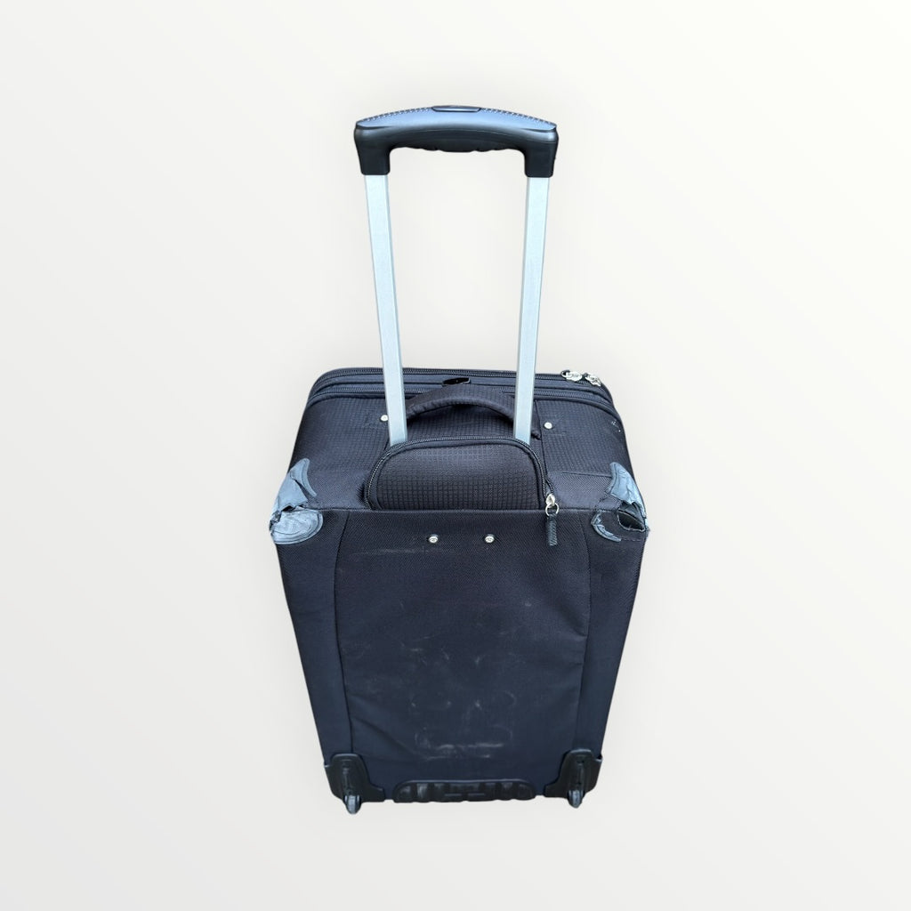 High Sierra Black Expandable Softside 2-Wheel Luggage 28"
