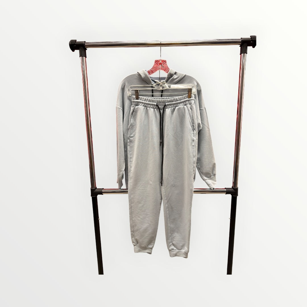 Milon Hoodie w/Matching Sweatpants Size: 36