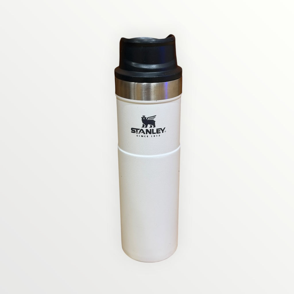 Stanley Classic Trigger-Action Travel Mug 20oz White