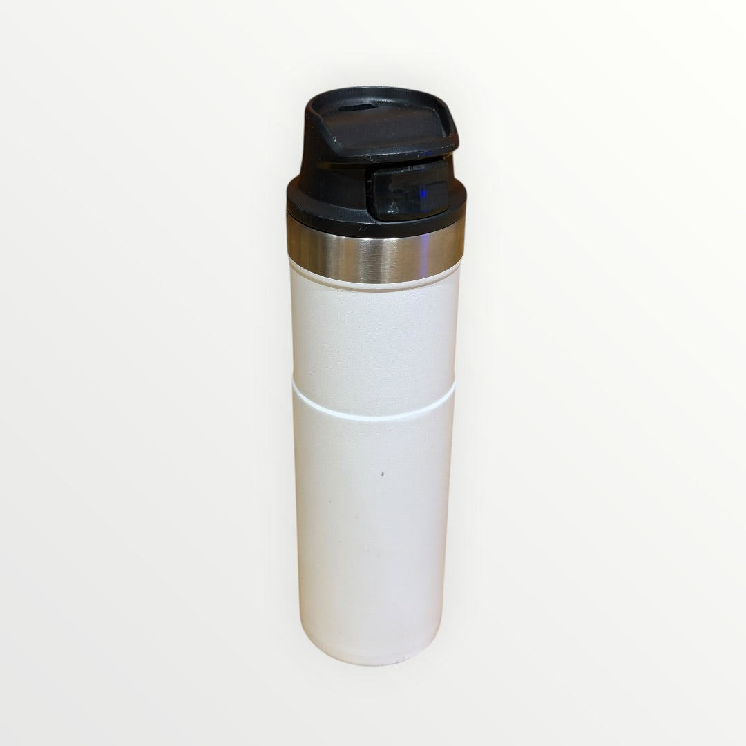 Stanley Classic Trigger-Action Travel Mug 20oz White