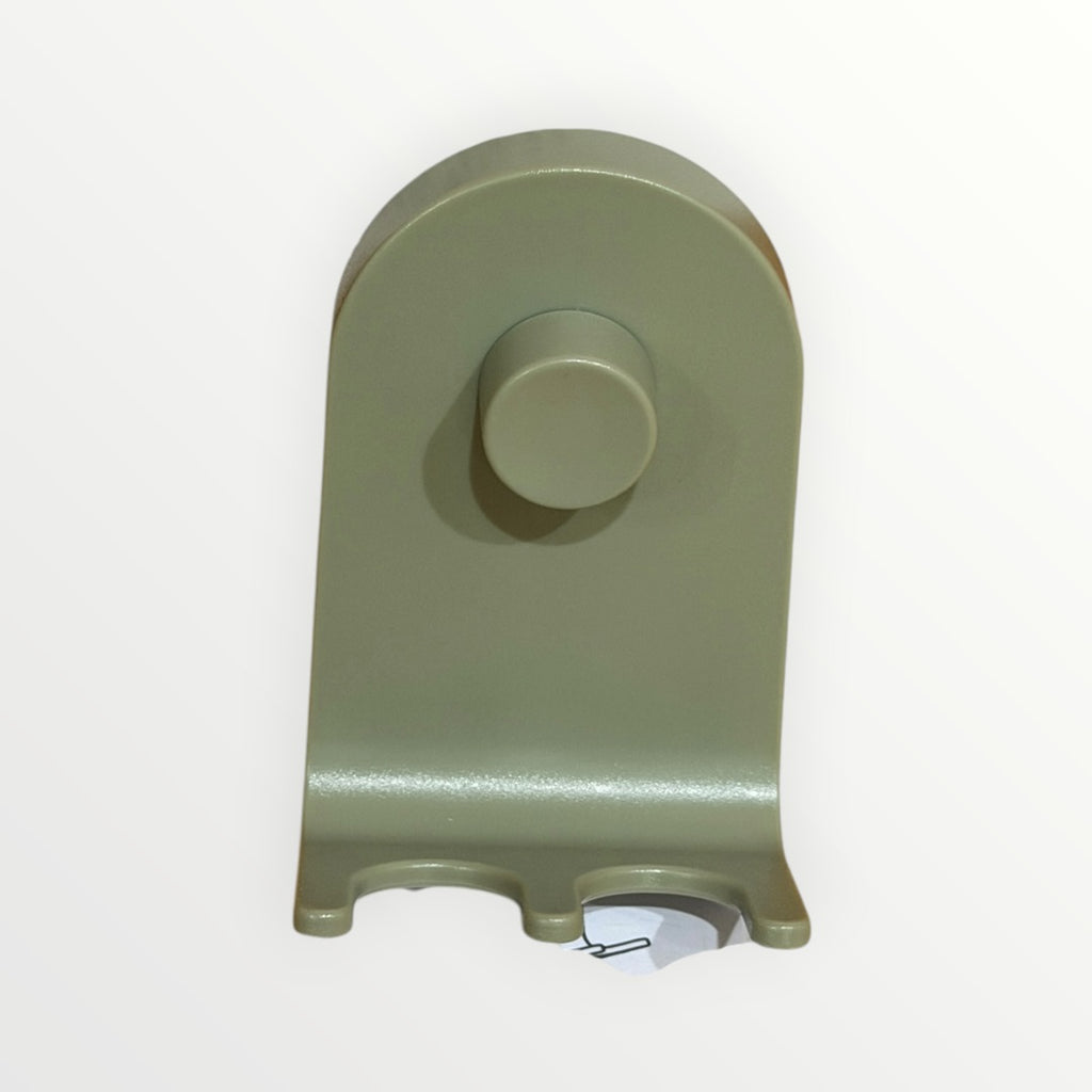 IKEA ÖBONÄS Triple Hook Green 2.75" x 2.25"