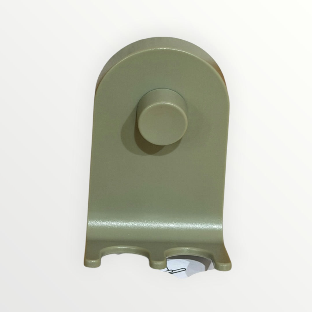 IKEA ÖBONÄS Triple Hook Green 2.75" x 2.25"