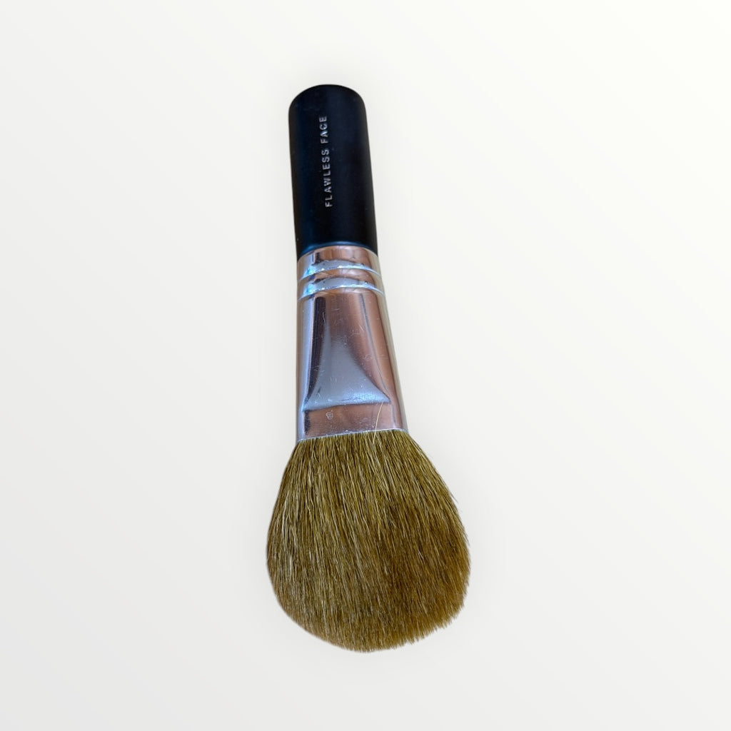 Flawless Face Brush