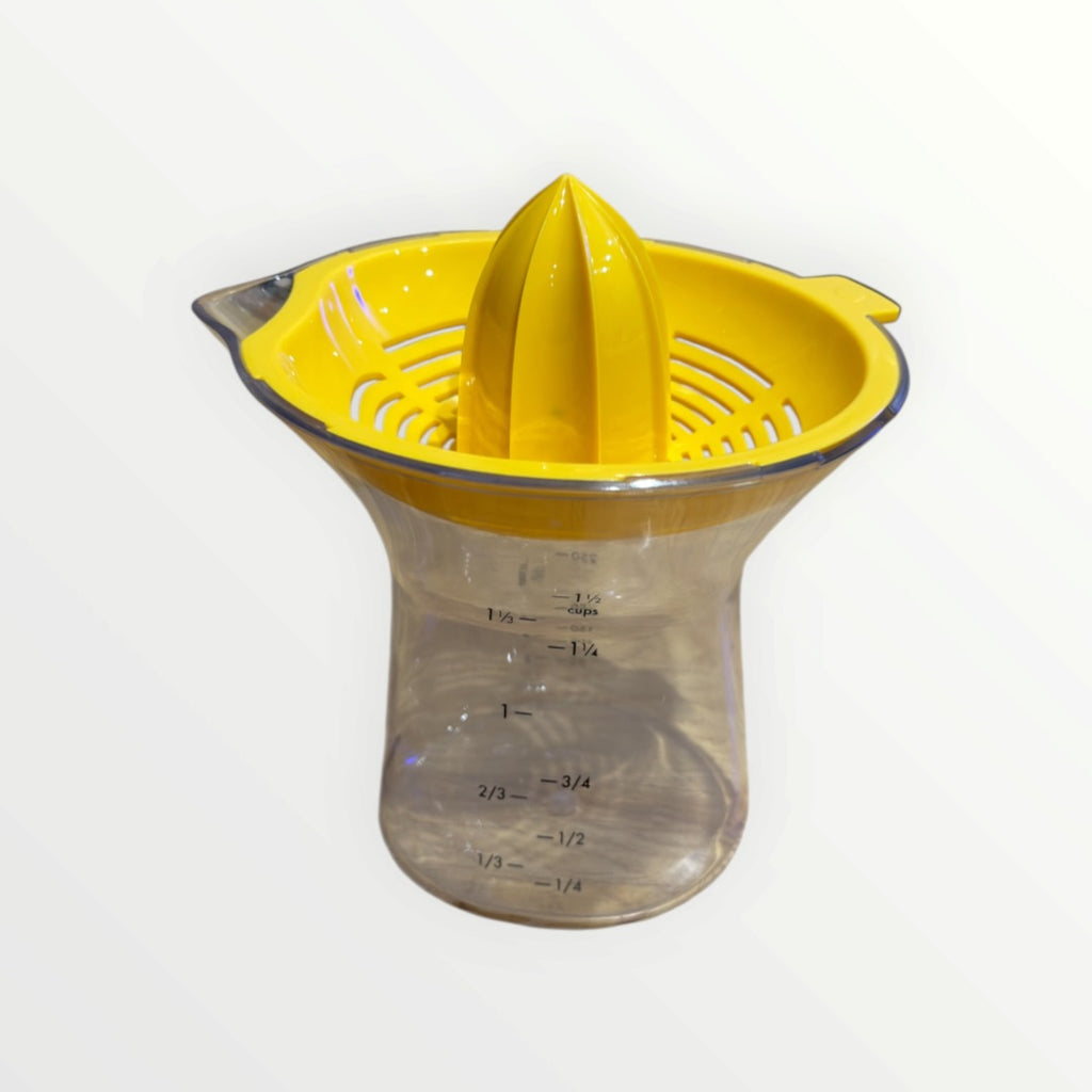 OXO Good Grips 2-in-1 Citrus Juicer - Orange & Yellow 1.5 Cup