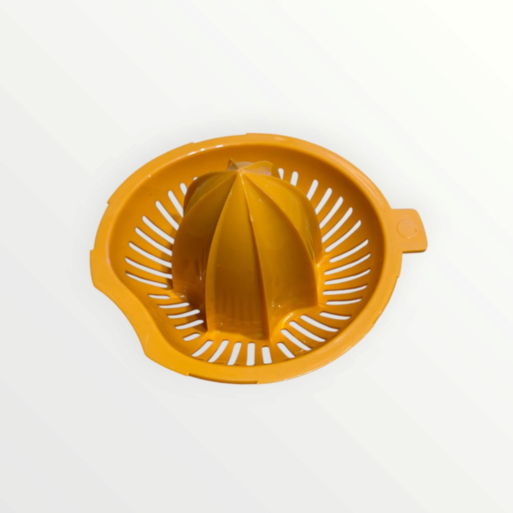 OXO Good Grips 2-in-1 Citrus Juicer - Orange & Yellow 1.5 Cup