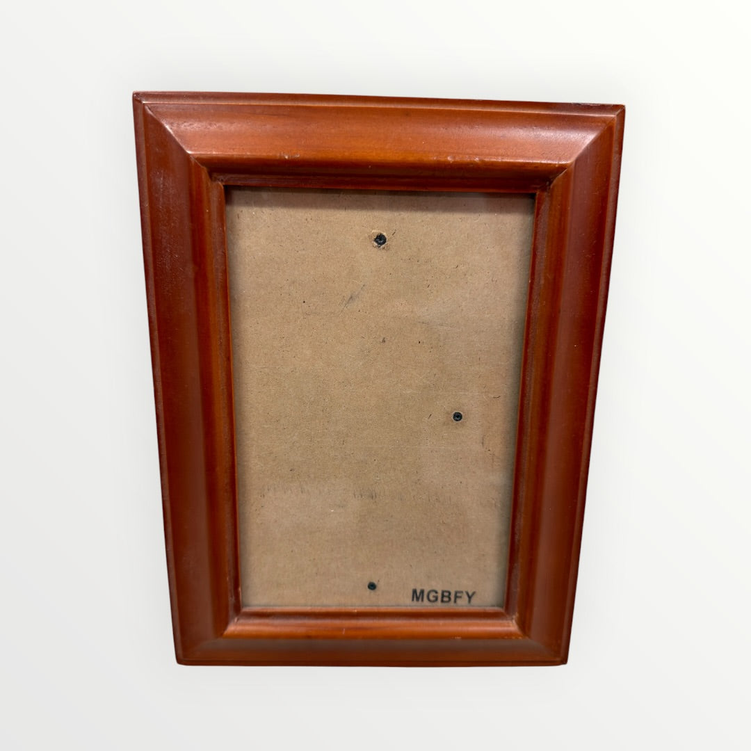Classic Wood Picture Frame 4"x6" Photos