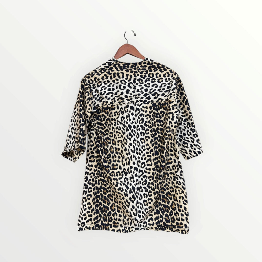 Shoeby Printed Leopard Cotton V-neck Top Size: XS