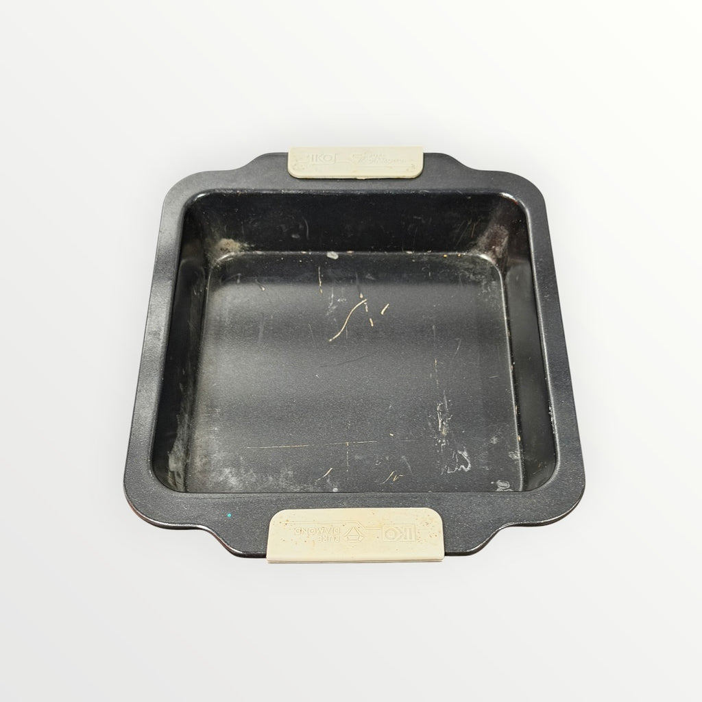 IKO Diamond Ceramic Baking Pan 8" x 8"