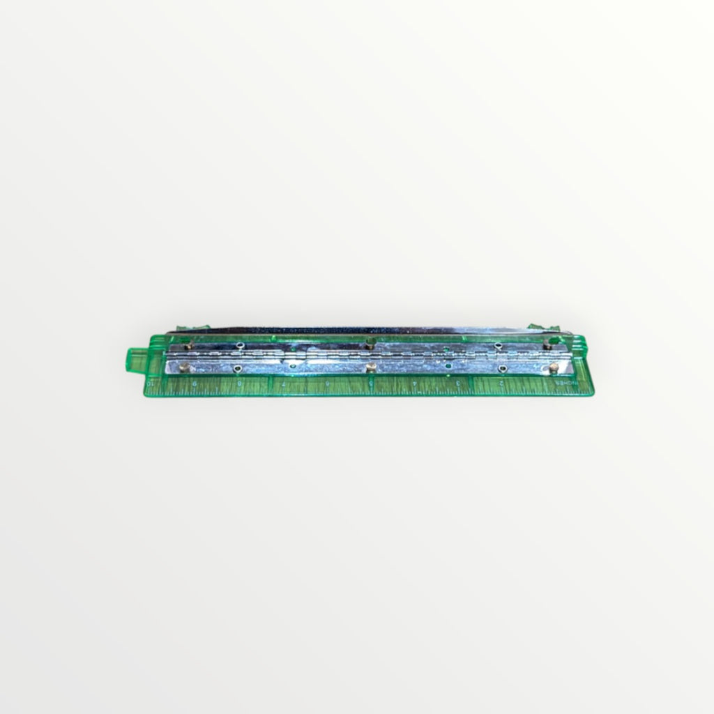 McGill 6-Sheet Trident Binder Punch, Three-Hole, Green