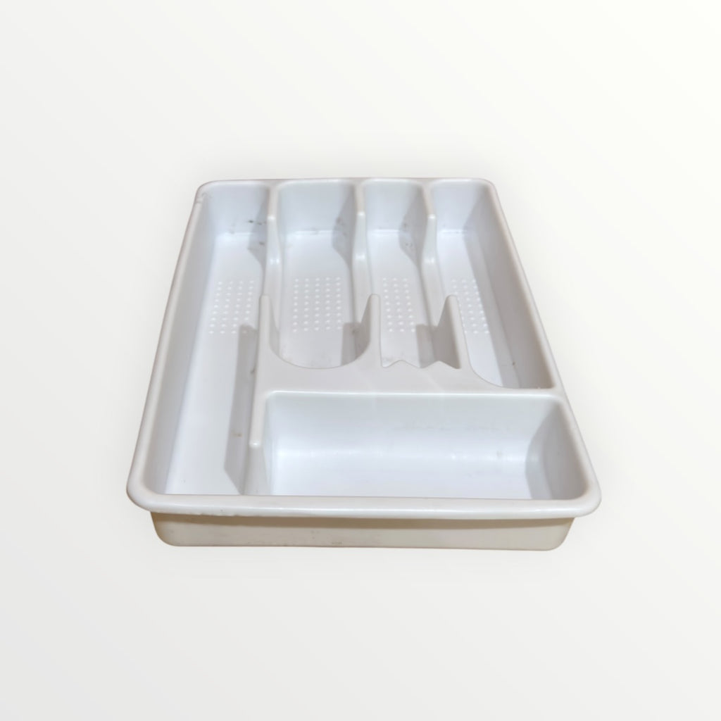 White Plastic Rubbermaid 5-Slot Cutlery Tray 9"W x 13"H