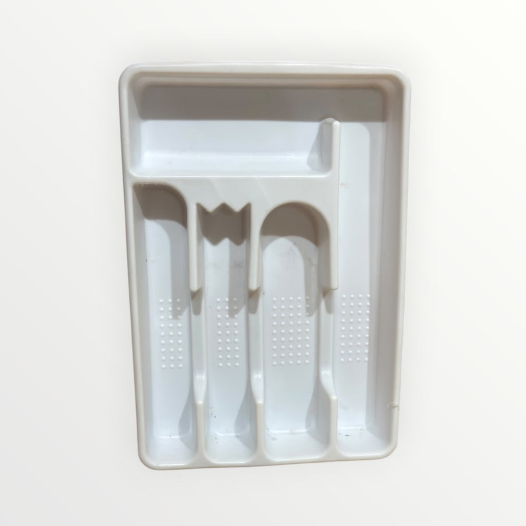 White Plastic Rubbermaid 5-Slot Cutlery Tray 9"W x 13"H