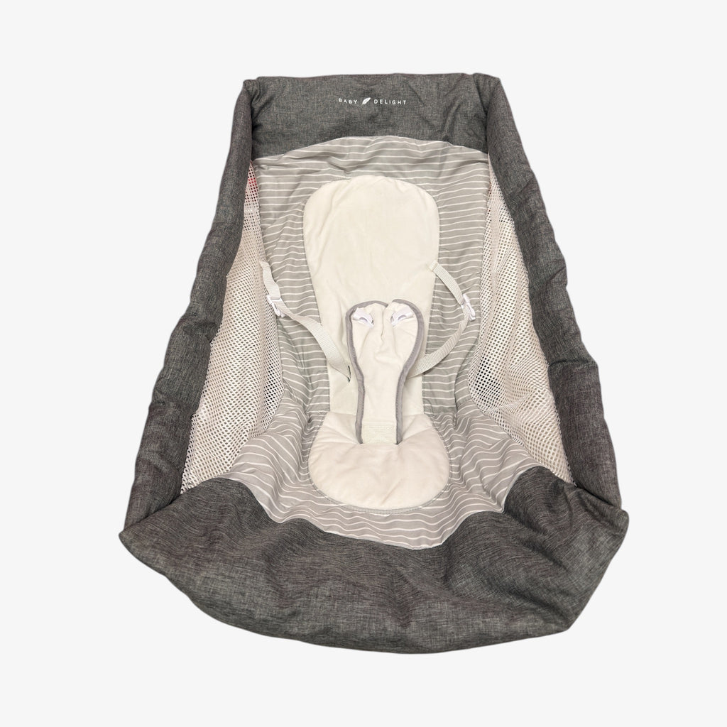 Baby Delight Go With Me Sway Portable Infant Rocker w/Carrying Case