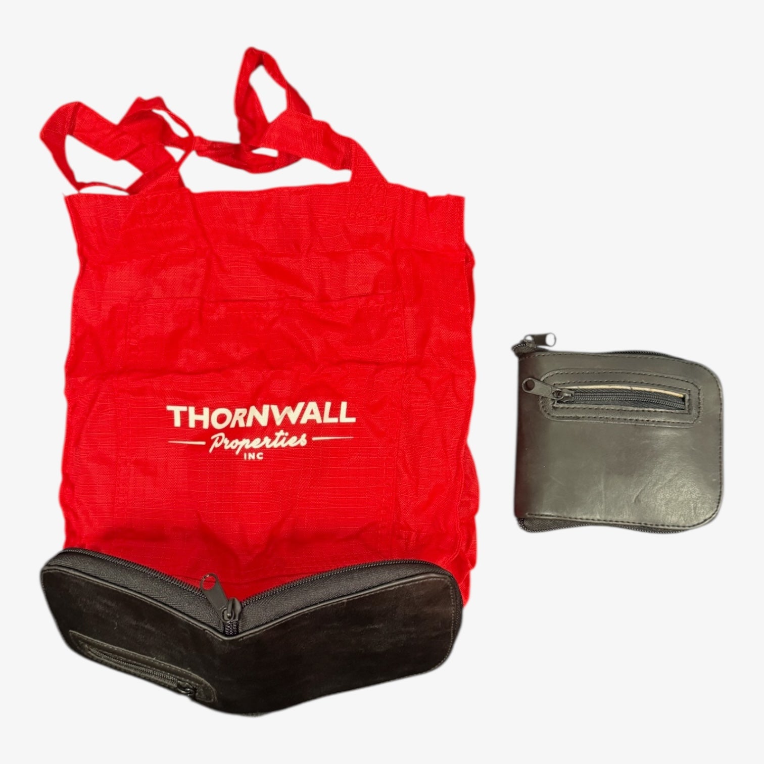 Thornwall Property Inc. Black Leather Zip Wallet w/Attached Red Reusable Tote Bag