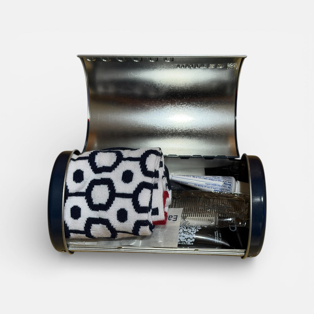 United Airlines Business/First Amenity Kit in Tin - Team USA