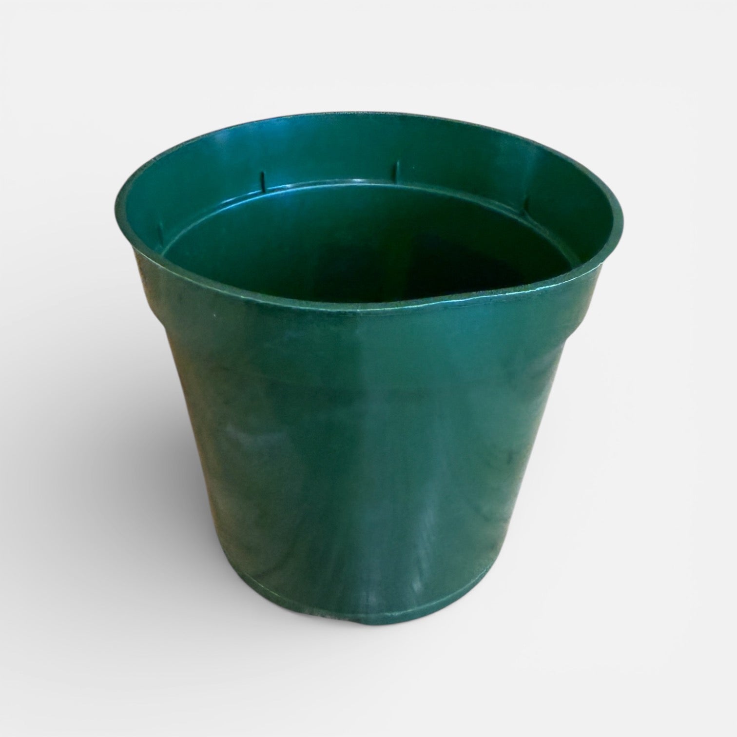Green Plastic Flower Pot 15.5 Fl Oz