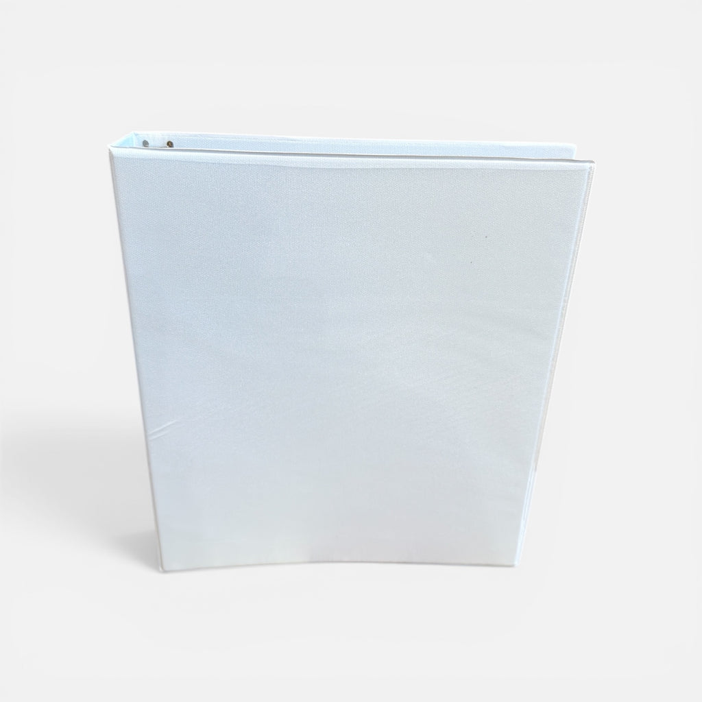 White Avery Showcase 3-ring Binder 1"