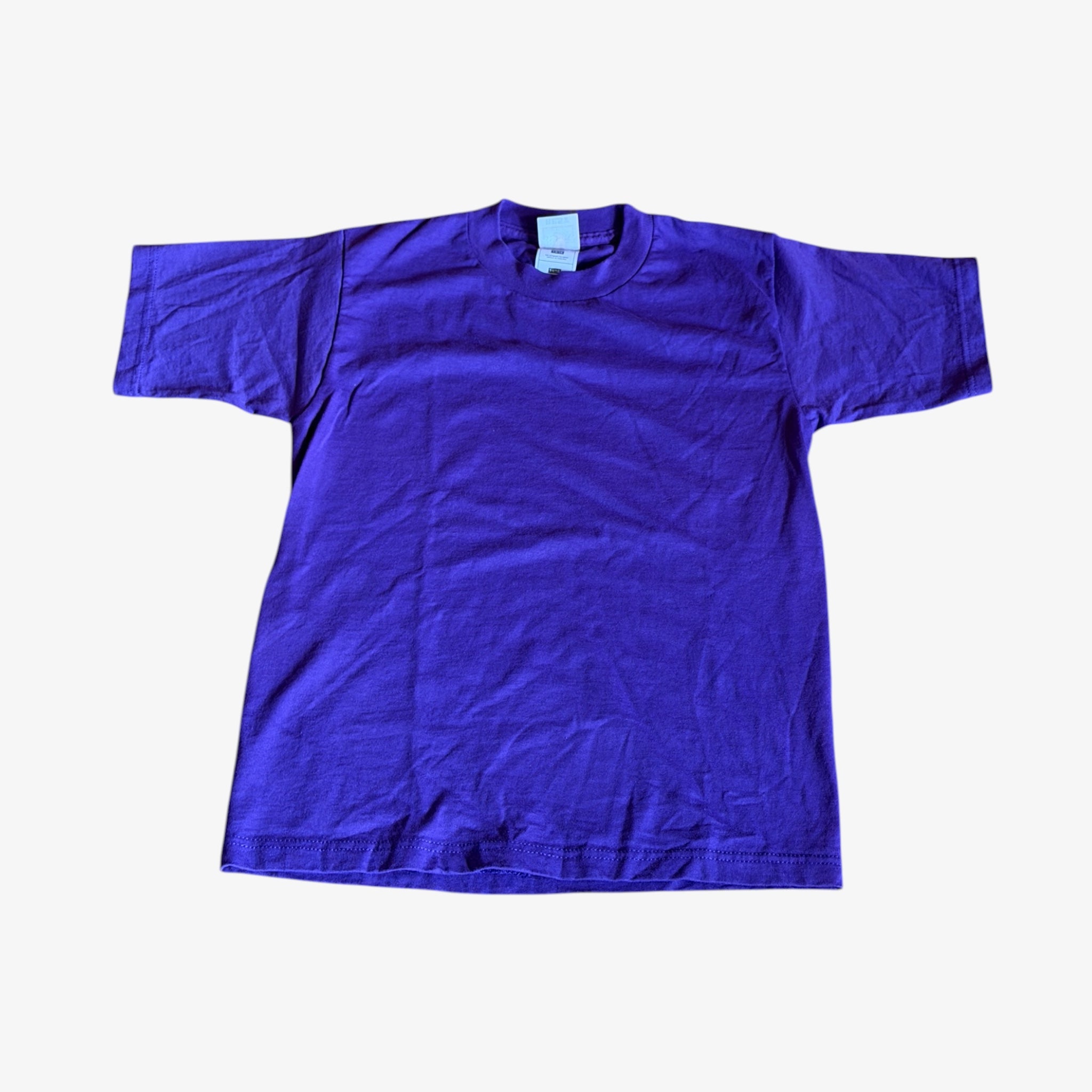 Vintage Fruit of the Loom T-shirt Purple Youth Size 14-16