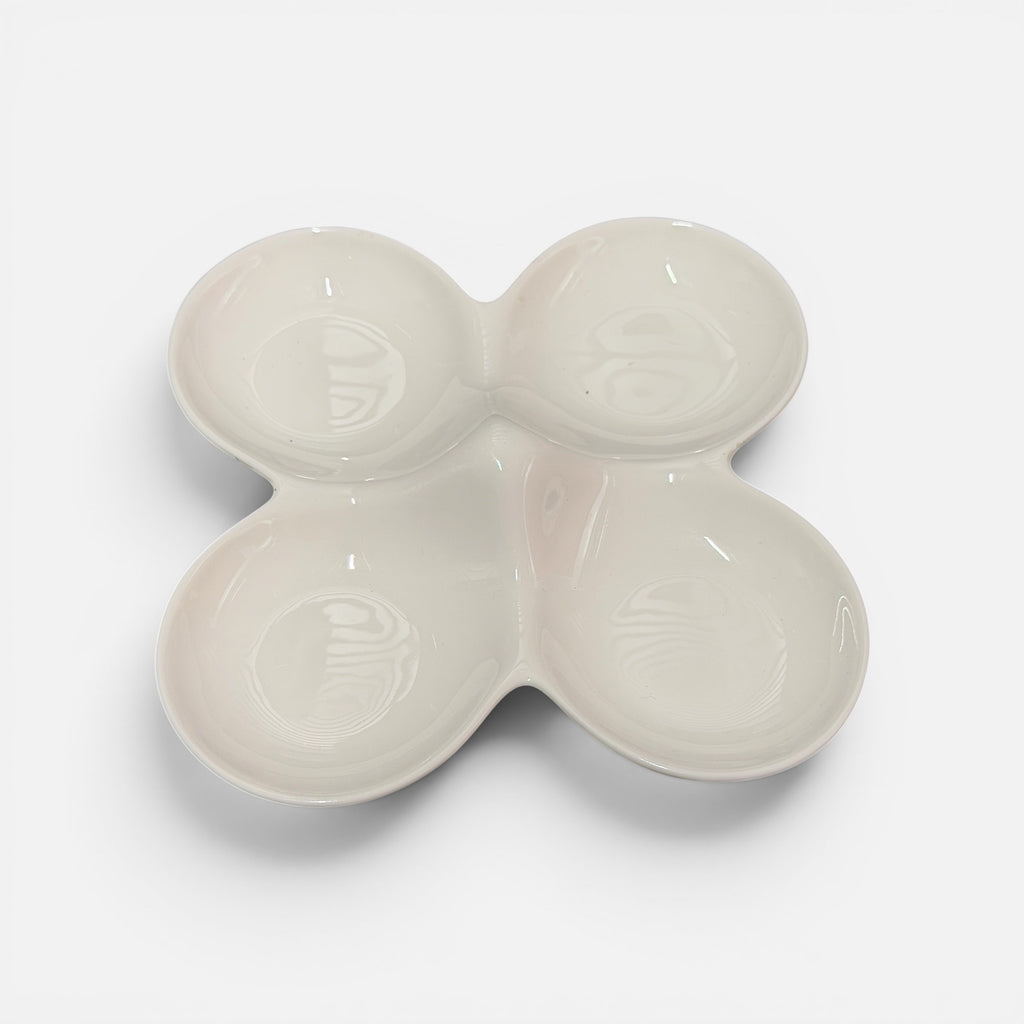 Trends White Ceramic Clover Leaf  Dish 6" x 6" x 8.5"