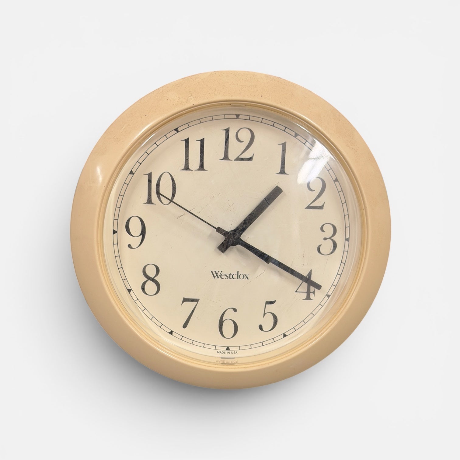 Vintage Westclox Wall Clock Plastic Frame Round 8.5"D