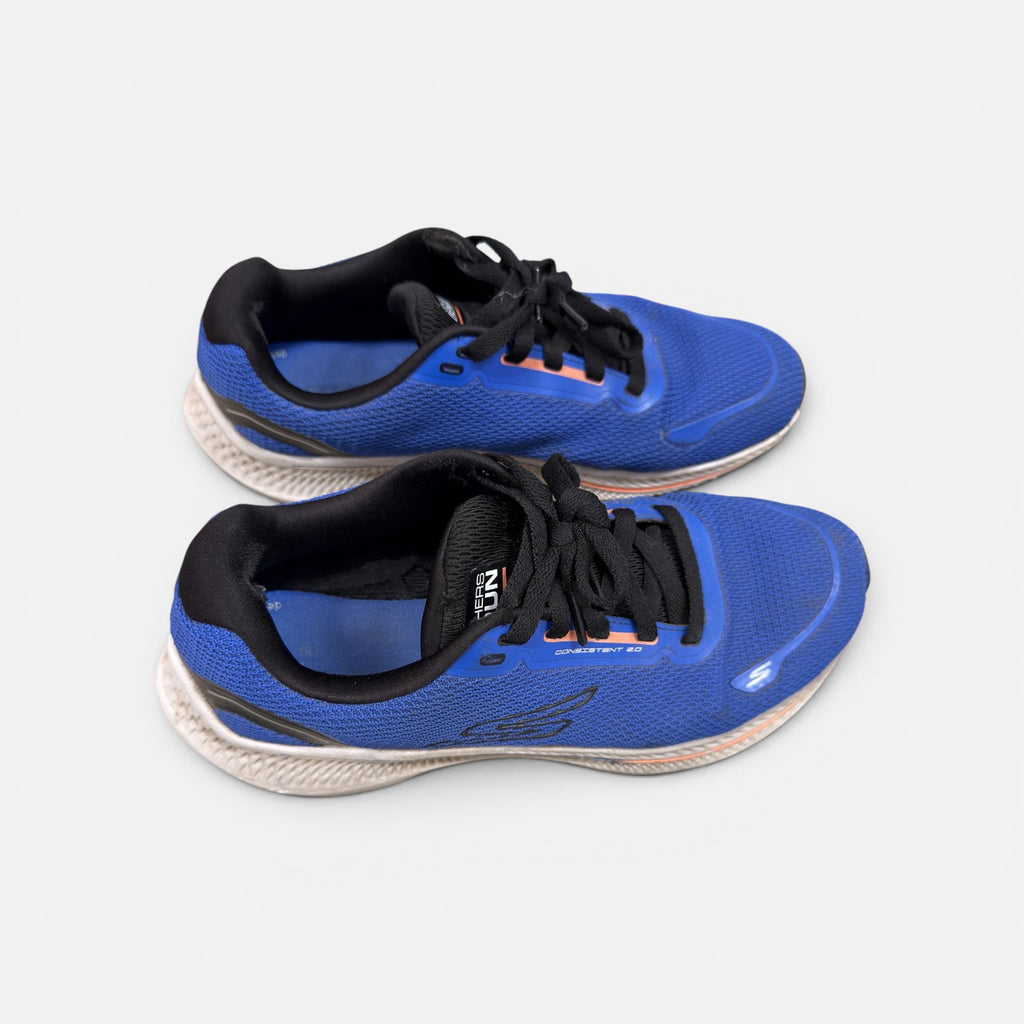 Skechers GO RUN Consistent 2.0 - Flight Crew Athletic Shoes Blue Size: 8.5