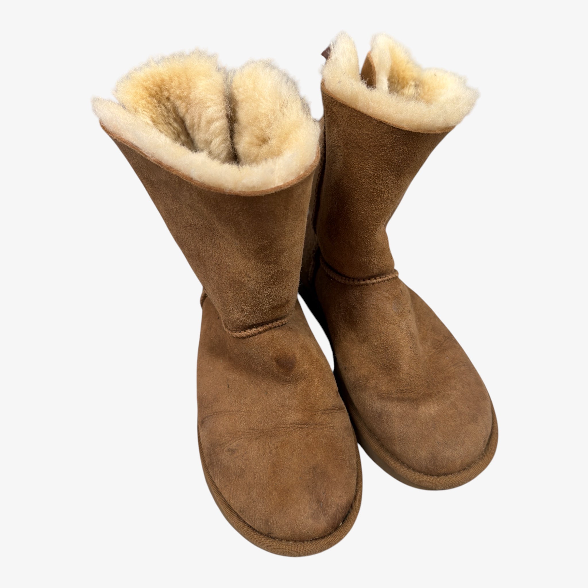 Womens UGG® Bailey Bow II Boot - Chestnut Size: 6