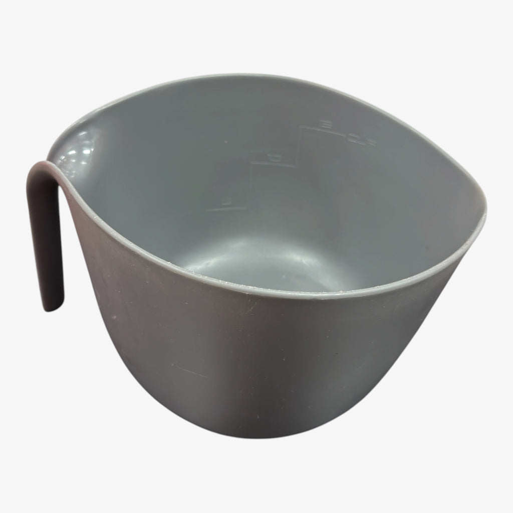 Mixing Bowl with Handle 9"D x 5.5"H 3 Quart