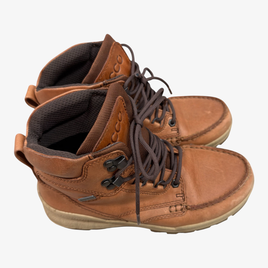 Ecco Track 25 Waterproof Boots Size: 36