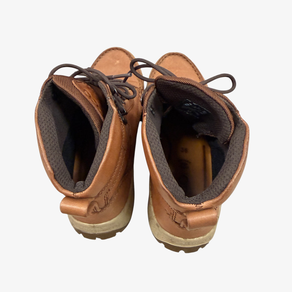 Ecco Track 25 Waterproof Boots Size: 36