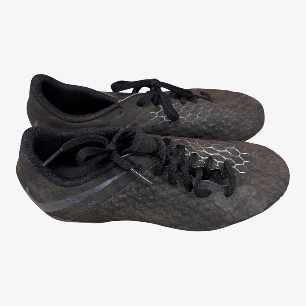 Nike Hypervenom Soccer Cleats Size: 5.5