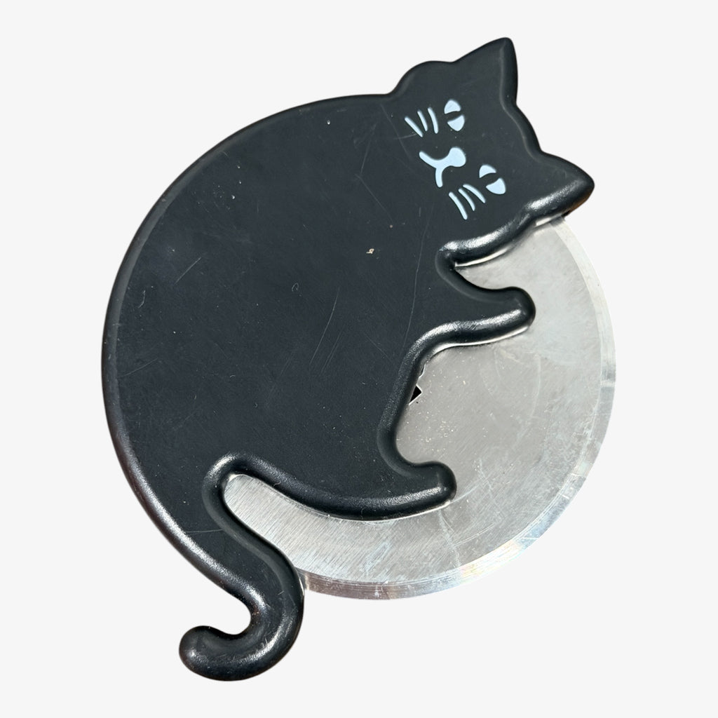 Kikkerland Cat Lovers Pizza Cutter