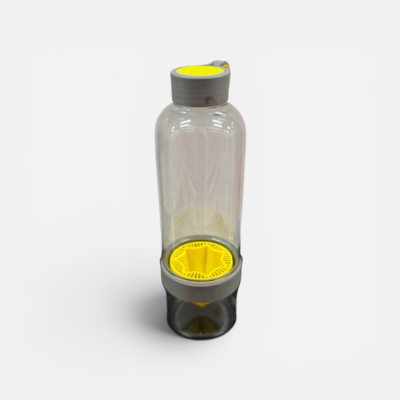 Zing Anything Citrus Zinger Water Bottle with a built-in lemon-colored Juicer 28 oz