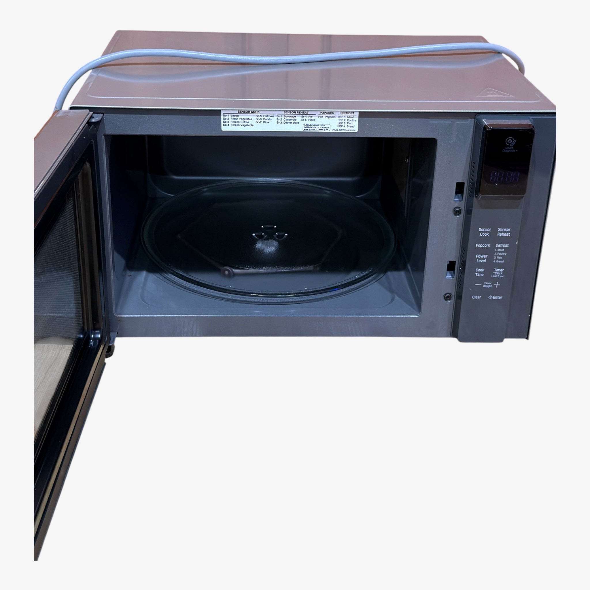 LG 1.5 cu. ft. NeoChef™ Countertop Microwave with Smart Inverter and EasyClean® (New Customer Only)