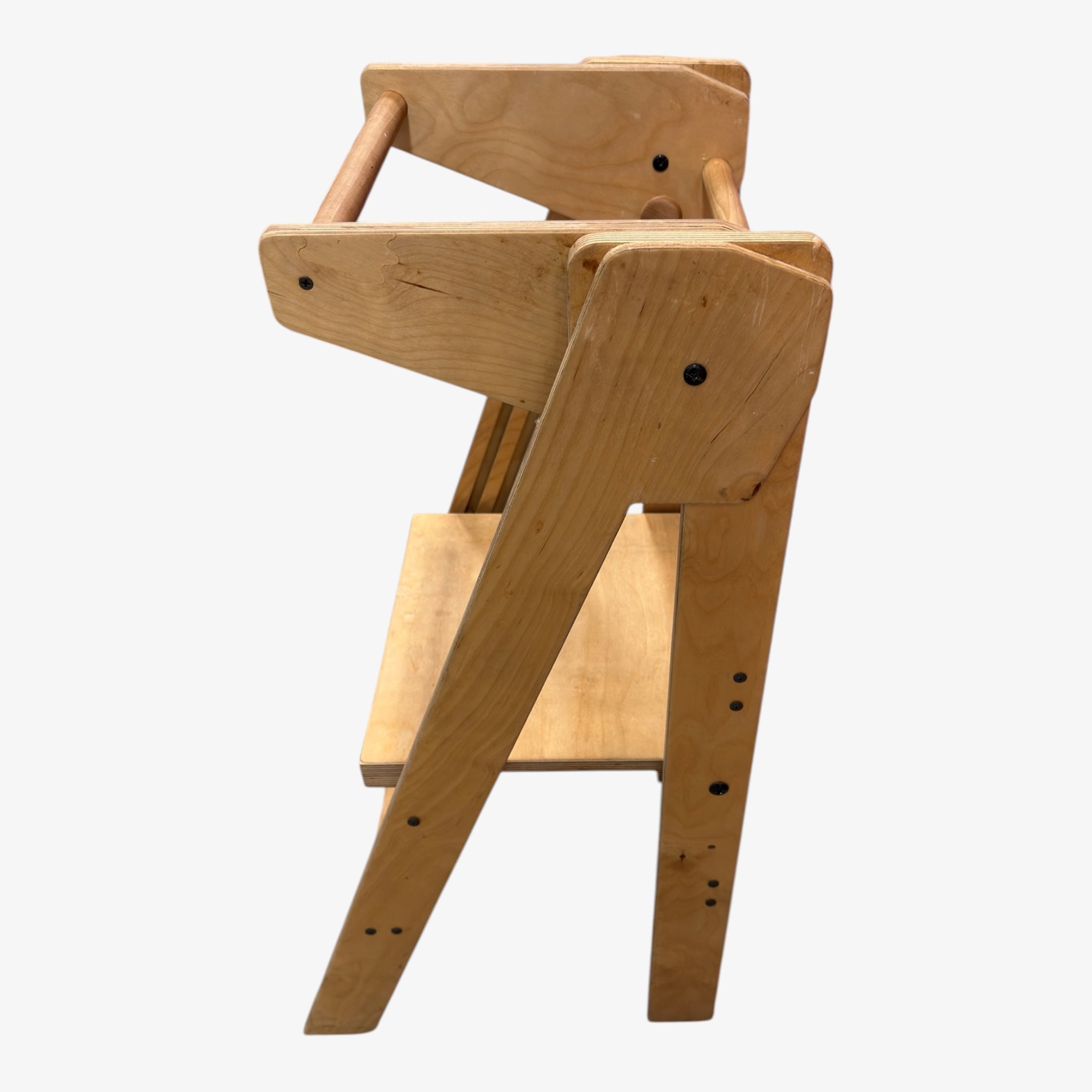 Wooden Montessori Space-Saving: Foldable Learning Tower with Anti-Tip Protection 18" x 17" x 36"