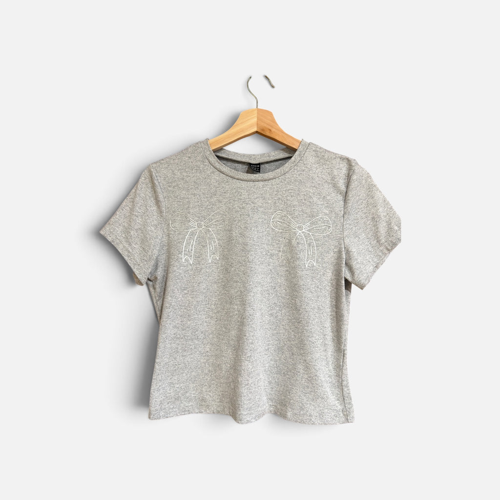 Shein Bow Graphic T-Shirt Gray Size: S