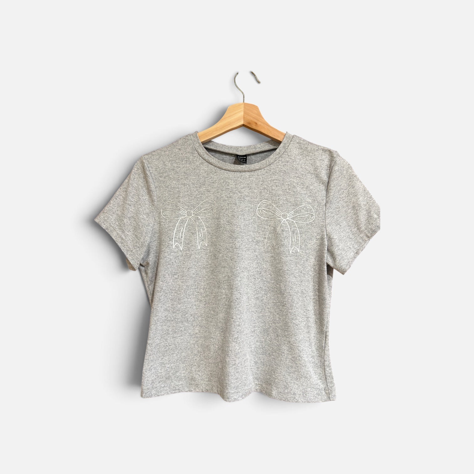 Shein Bow Graphic T-Shirt Gray Size: S