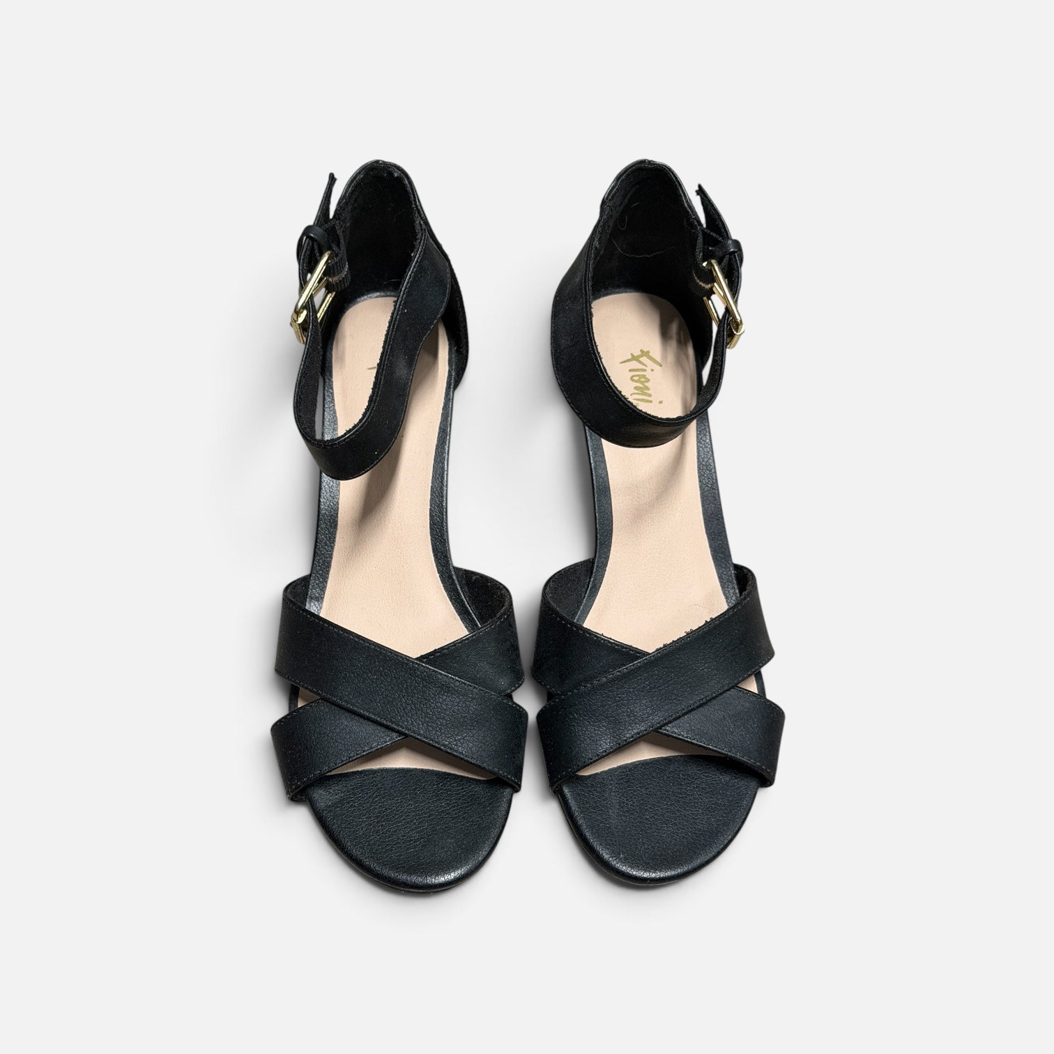 Fioni Black Wedge Sandals Size: 7
