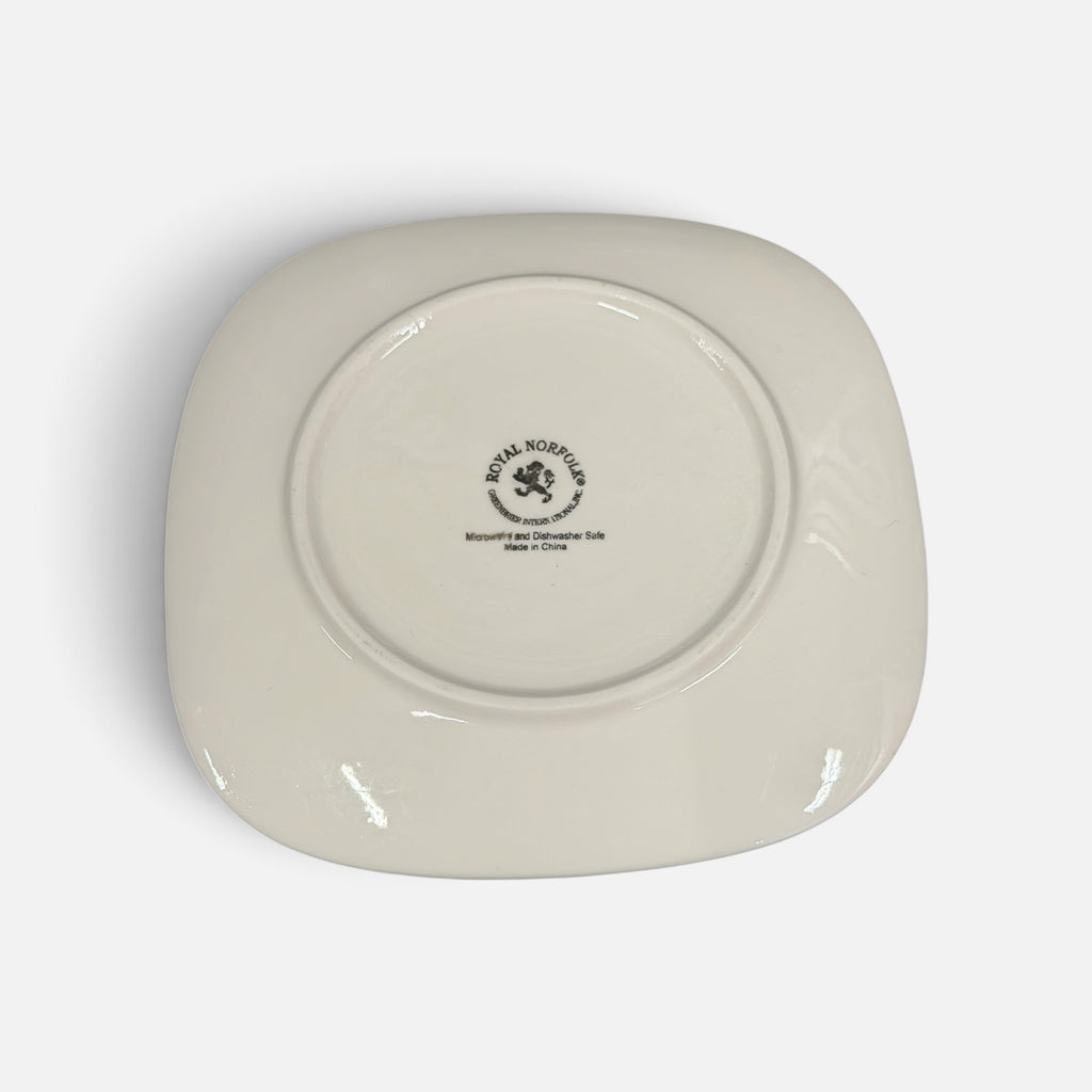 Royal Norfolk Contemporary White Stoneware Square Plate 7"D