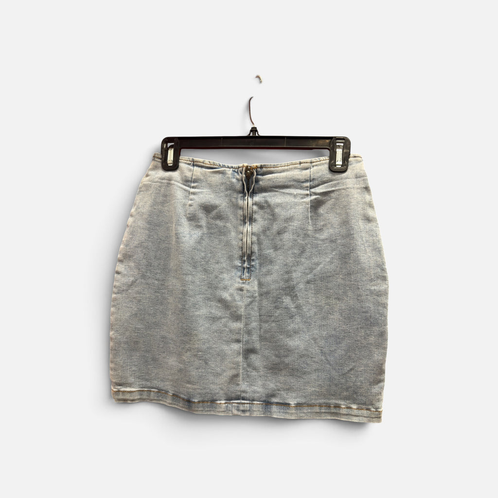 Light Wash Wild Fable Notch Front Seamed Denim Mini Skirt Size: M