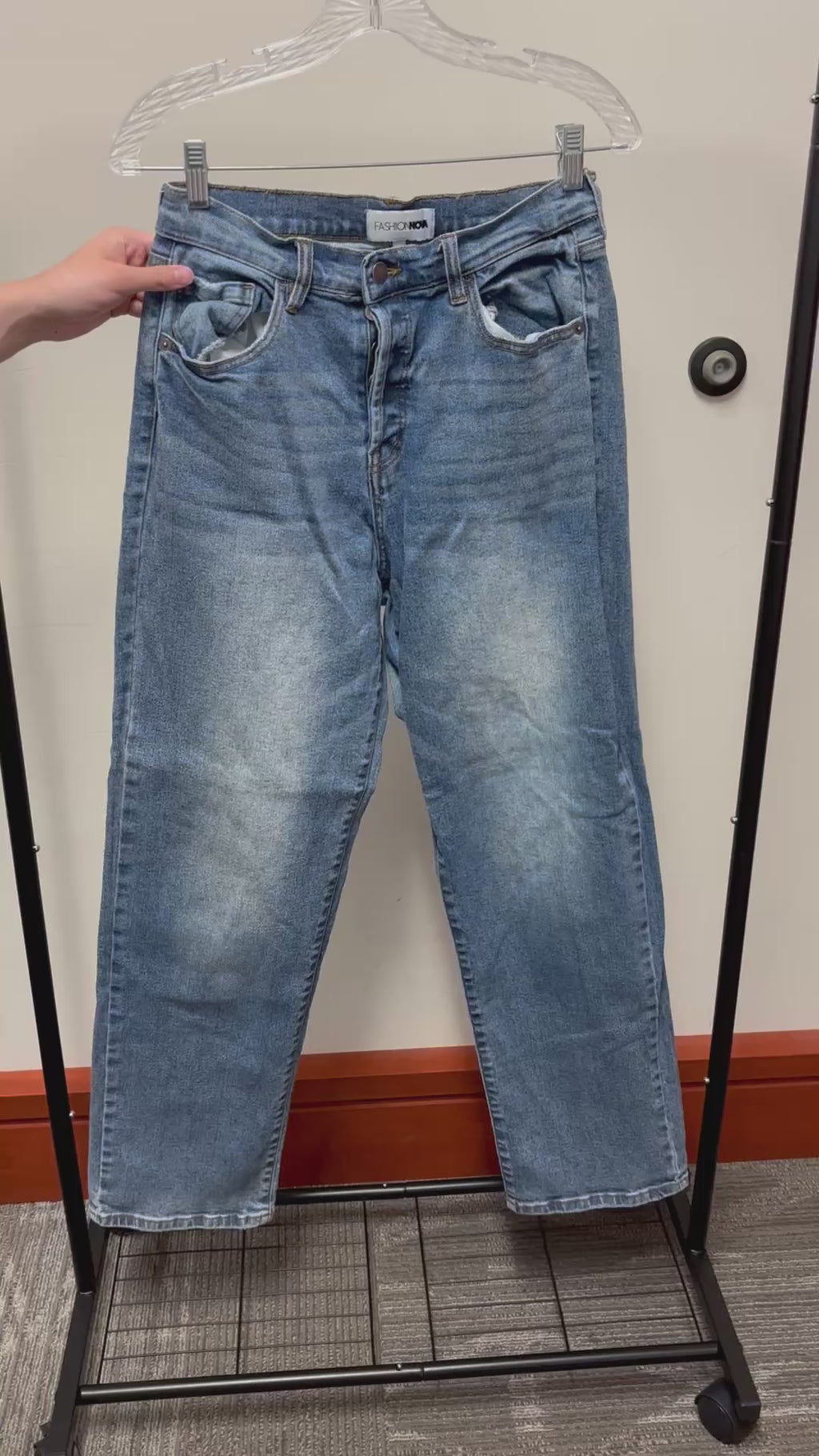 Fashion Nova Blue Jeans Size: 9